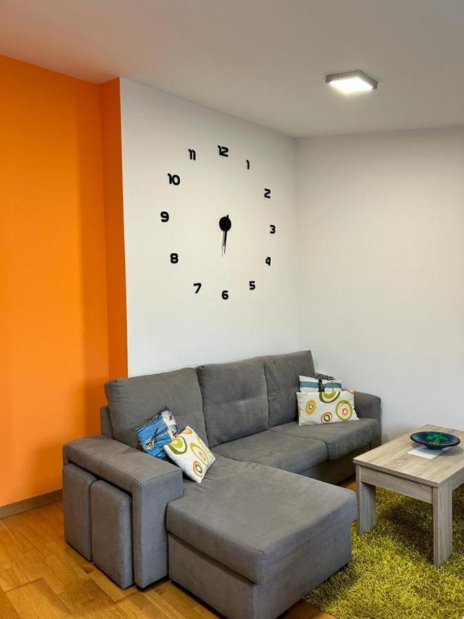 Acogedor apartamento ático en el centro de O Porriño Exterior foto