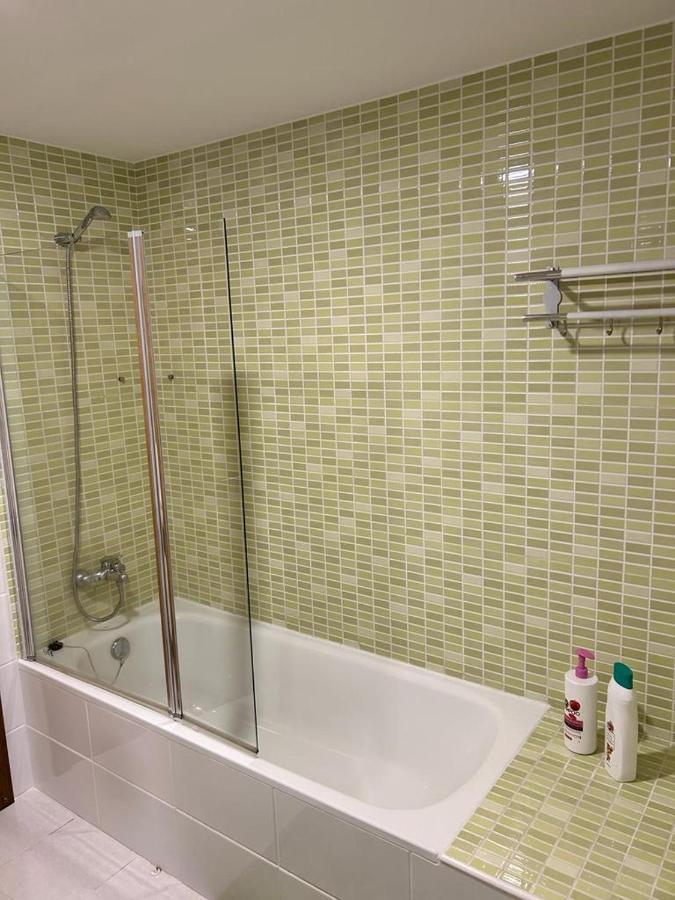 Acogedor apartamento ático en el centro de O Porriño Exterior foto